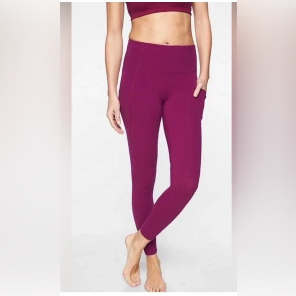 NWT Athlete XS Ultimate Stash II 7/8 Tight Leggings cranberry
